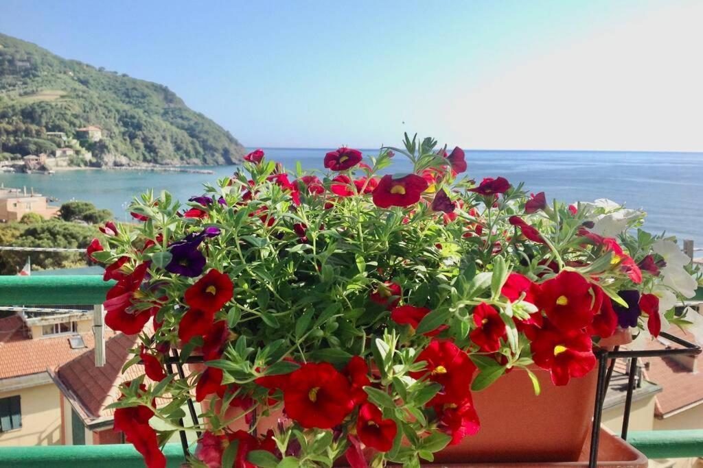 Splendido Appartamento Vista Mare Levanto Exterior photo