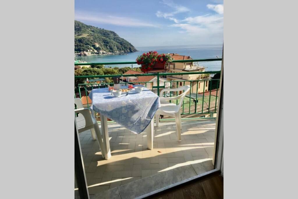 Splendido Appartamento Vista Mare Levanto Exterior photo