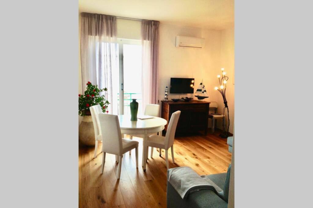 Splendido Appartamento Vista Mare Levanto Exterior photo